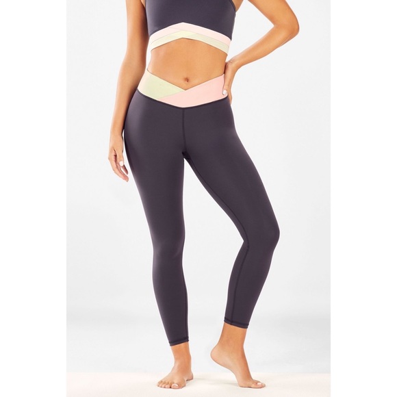Fabletics Pants - FABLETICS WIN II Powerhold 7/8 Leggings Bra Set XL